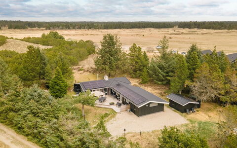 Taneli - 2.2Km from the Sea: Tag, Hus, Boligområde, Hjem, Estate, Sommerhus, Design
