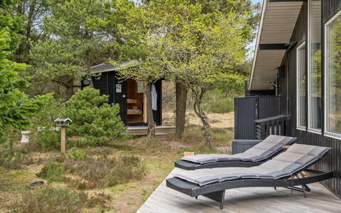 Taneli - 2.2Km from the Sea: Tag, Hus, Boligområde, Hjem, Estate, Sommerhus, Design