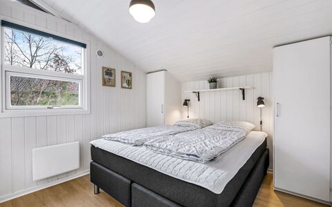Liviana - from the Sea: Træ, Hjem, Soveværelse, Seng, Fryser, Sengetøj, Bed Frame, Loft, Sommerhus, Sengetøj