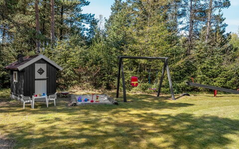 Valpuri - 1.3Km to the Fjord: Land Lot, Have, Garden Bygninger, Lawn, Skur, Gård, Backyard, Woodland, Landscaping, Skygge