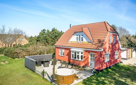 Thorlak - 1Km from the Sea: Hus, Hjem, Sommerhus, Estate, Gård, Stuehus, Sidespor, Garden Bygninger, Veranda