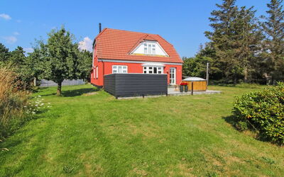 Thorlak - 1Km from the Sea