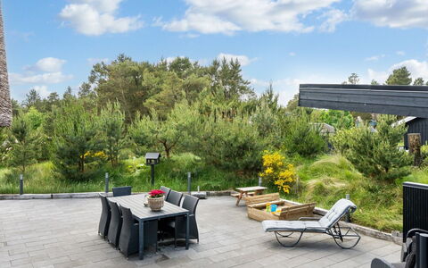 Rasmina - 1.2Km from the Sea: Busk, Møbel, Udendørs Møbler, Land Lot, Have, Stol, Skygge, Landscaping, Backyard