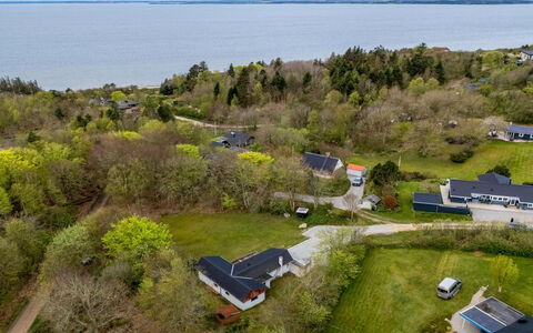 Dwerg - 300M to the Fjord: Hus, Tag, Hjem, Sommerhus, Skur, Garden Bygninger, Sidespor, Gård, Bjælkehytte, Hytte