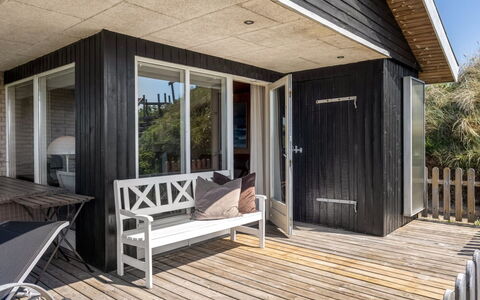 Letje - 500M from the Sea: Træ, Hjem, Veranda, Dæk, Hårdttræ, Tag, Bejdse, Trægulve, Eco Hotel