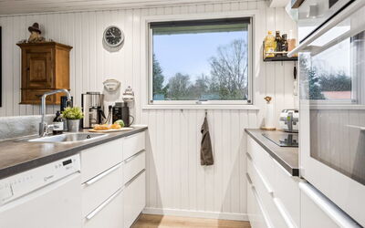 Juste - 1.7Km from the Sea