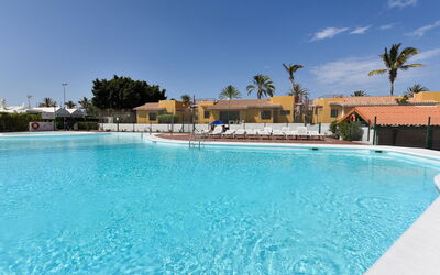 Maspalomas 1060: Svømmepøl, Skygge, Udvej, Eco Hotel, Ferieby, Hotel, Villa, Ferie, Udendørs Møbler