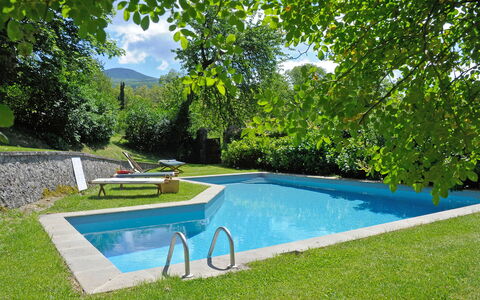 Casa Di Pietro In Vivo D'orcia, Pool: Vand, Plante, Ejendom, Svømmepøl, Azure, Træ, Sky, Udendørs Møbler, Himmel, Skygge