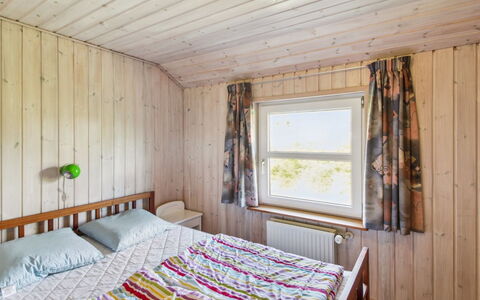Carit - 80M from the Sea: Estate, Skygge, Indkørsel, Stuehus
