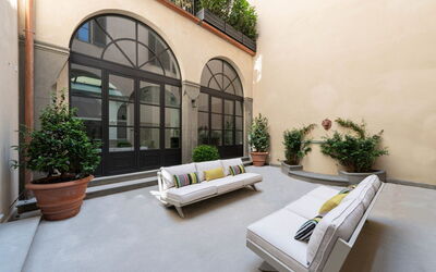 Duomo Penthouse Luxury Apartment in Florence by Pa