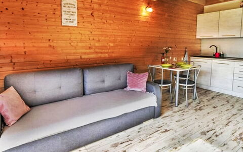 Nemo: Møbel, Couch, Cabinetry, Træ, Indretning, Gulvbelægning, Countertop, Etage, Væg, Stue