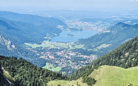 Fischbachau - Schliersee 200: Bjergrige Landskabsformer, Bjerg, Krop Af Vand, Naturlige Landskab, Bakke, Highland, Landskab, Bjergkæde, Tarn, Hill Station