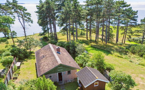 Uschi - 86M from the Sea: Bjergrige Landskabsformer, Bjerg, Bakke, Bjergkæde, Hill Station, Menneskelig Bosættelse, Urban Design, Alps, Dal, Topmøde