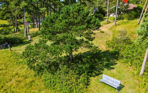 Uschi - 86M from the Sea: Bjergrige Landskabsformer, Bjerg, Bakke, Bjergkæde, Hill Station, Menneskelig Bosættelse, Urban Design, Alps, Dal, Topmøde