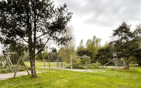 Annastasia - 400M from the Sea: Bjergrige Landskabsformer, Bjerg, Bakke, Bjergkæde, Hill Station, Menneskelig Bosættelse, Urban Design, Alps, Dal, Topmøde