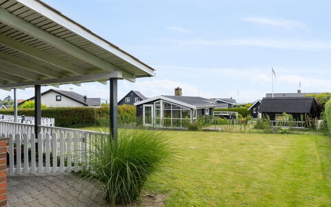 Diddi - 170M from the Sea