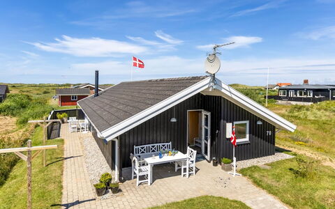 Hariet - 300M from the Sea: Tækning, Sommerhus, Hus, Tag, Hjem, Stuehus, Hytte, Estate, Landsby