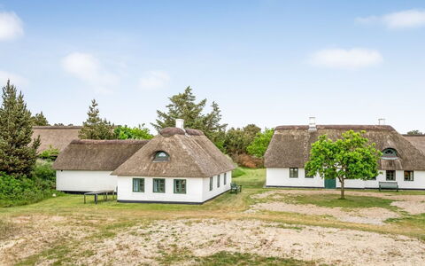 Wandrath - 2Km from the Sea: Hus, Tag, Hjem, Sommerhus, Skur, Garden Bygninger, Sidespor, Gård, Bjælkehytte, Hytte
