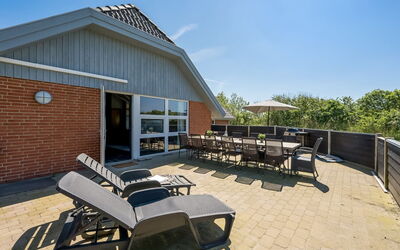 Aage - 1.7Km from the Sea