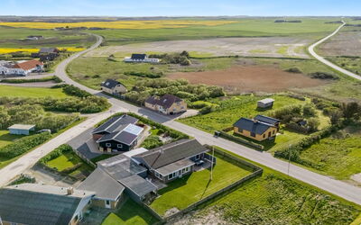 Mads - 400M from the Sea