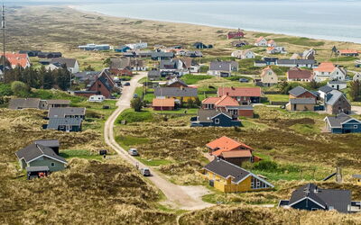 Hughe - 200M from the Sea