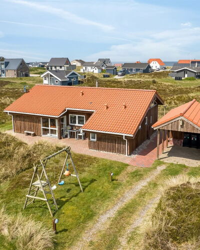 Hughe - 200M from the Sea