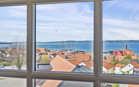 Fania - 500M from the Sea: Tag, Hus, Hjem, Sommerhus, Dør, Sidespor, Dæk, Veranda, Planke, Hårdttræ