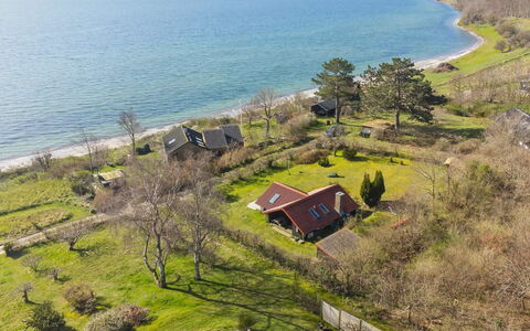Asel - 25M from the Sea: Græs, Grøn, Hus, Sommerhus, Græs-, Landdistrikt, Økoregion, Landskab, Land Lot, Busk