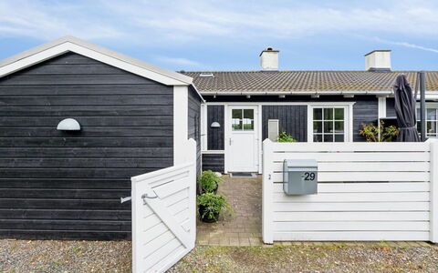 Isbiorn - 300M from the Sea: Græs, Græs-, Landskab, Økoregion, Almindeligt, Plantesamfund, Land Lot, Udendørs Møbler, Prærie, Shrubland