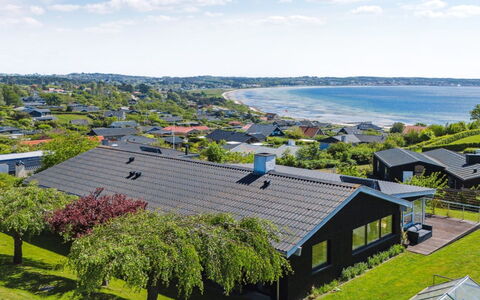 Selke - 300M from the Sea: Hus, Hjem, Tag, Sommerhus, Estate, Landscaping, Garden Bygninger, Sidespor, Stuehus