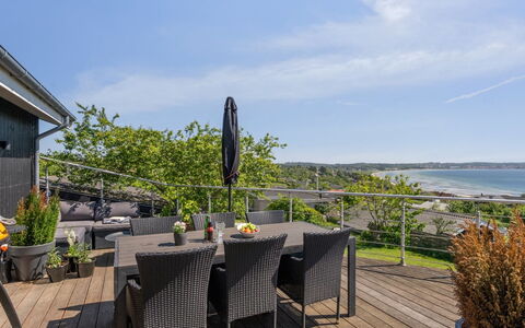 Selke - 300M from the Sea: Hus, Hjem, Tag, Sommerhus, Estate, Landscaping, Garden Bygninger, Sidespor, Stuehus