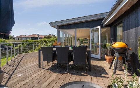Selke - 300M from the Sea: Hus, Hjem, Tag, Sommerhus, Estate, Landscaping, Garden Bygninger, Sidespor, Stuehus