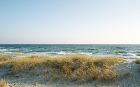 Zekine - 200M from the Sea: Blå, Vand, Daytime, Naturligt Miljø, Strand, Horisont, Hav, Kyst, Økoregion