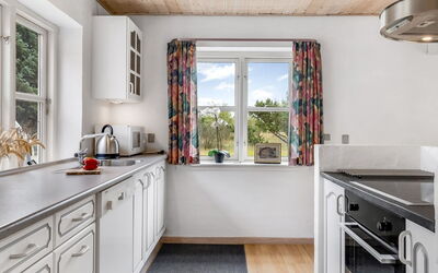 Marlise - 2.5Km from the Sea