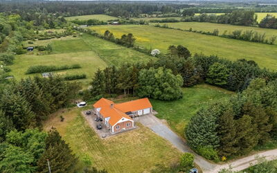 Marlise - 2.5Km from the Sea