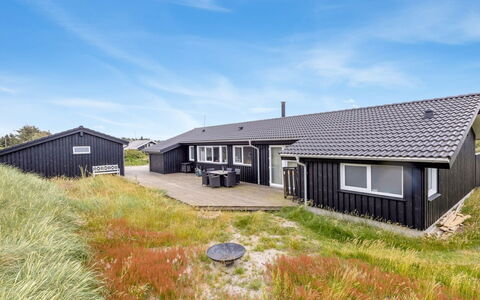 Lennart - 300M from the Sea: Bjergrige Landskabsformer, Bjerg, Bakke, Bjergkæde, Hill Station, Menneskelig Bosættelse, Urban Design, Alps, Dal, Topmøde