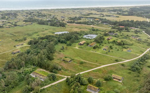 Yngve - 1.2Km from the Sea: Træ, Hjem, Veranda, Dæk, Hårdttræ, Tag, Bejdse, Trægulve, Eco Hotel