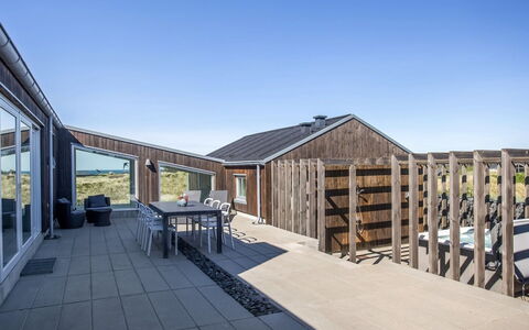 Carit - 450M from the Sea: Græs, Grøn, Hus, Sommerhus, Græs-, Landdistrikt, Økoregion, Landskab, Land Lot, Busk