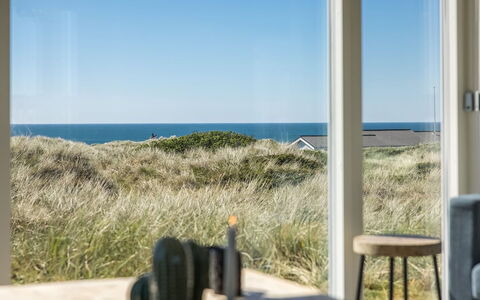 Carit - 450M from the Sea: Træ, Hjem, Veranda, Dæk, Hårdttræ, Tag, Bejdse, Trægulve, Eco Hotel