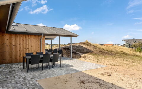 Helga - 650M from the Sea: Bjergrige Landskabsformer, Bjerg, Bakke, Bjergkæde, Hill Station, Menneskelig Bosættelse, Urban Design, Alps, Dal, Topmøde