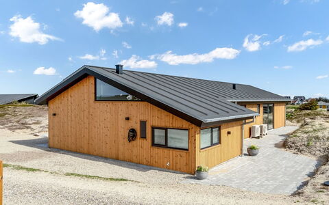 Helga - 650M from the Sea: Bjergrige Landskabsformer, Bjerg, Bakke, Bjergkæde, Hill Station, Menneskelig Bosættelse, Urban Design, Alps, Dal, Topmøde
