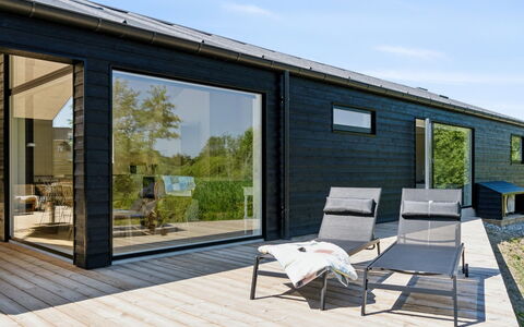 Lonneke - 450M from the Sea: Tag, Hus, Hjem, Sommerhus, Dør, Sidespor, Dæk, Veranda, Planke, Hårdttræ