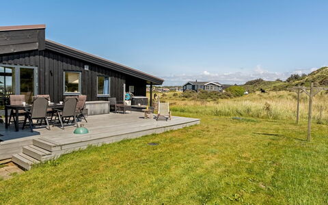 Senija - 334M from the Sea: Træ, Hjem, Veranda, Dæk, Hårdttræ, Tag, Bejdse, Trægulve, Eco Hotel
