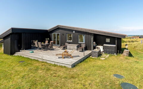 Senija - 334M from the Sea: Træ, Hjem, Veranda, Dæk, Hårdttræ, Tag, Bejdse, Trægulve, Eco Hotel