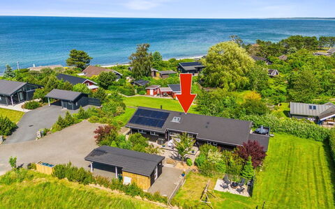 Tuulikki - 100M from the Sea: Bjergrige Landskabsformer, Bjerg, Bakke, Bjergkæde, Hill Station, Menneskelig Bosættelse, Urban Design, Alps, Dal, Topmøde