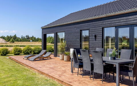 Syni - 450M from the Sea: Tag, Hjem, Dør, Sommerhus, Skygge, Sidespor, Gård, Estate, Backyard