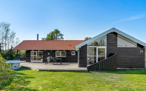 Persa - from the Sea: Møbel, Indretning, Gulvbelægning, Etage, Loft, Værelse, Stol, Bord, Lejlighed, Køkken & Spisebord