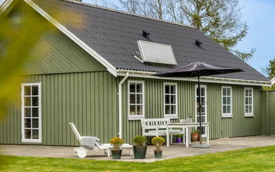 Hinrich - 750M from the Sea