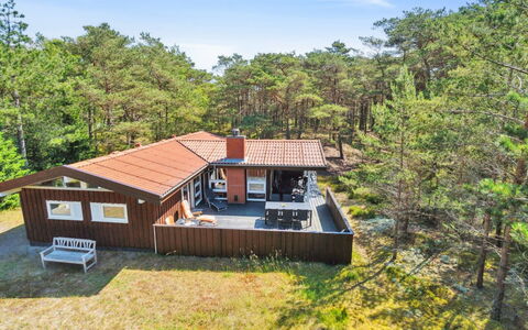 Bothilda - 950M from the Sea: Hus, Hjem, Tag, Sommerhus, Estate, Landscaping, Garden Bygninger, Sidespor, Stuehus