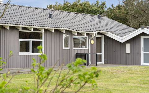 Sella - 200M from the Sea: Sommerhus, Skur, Hytte, Stuehus, Prærie, Hytte, Lade, Bjælkehytte, Garden Bygninger